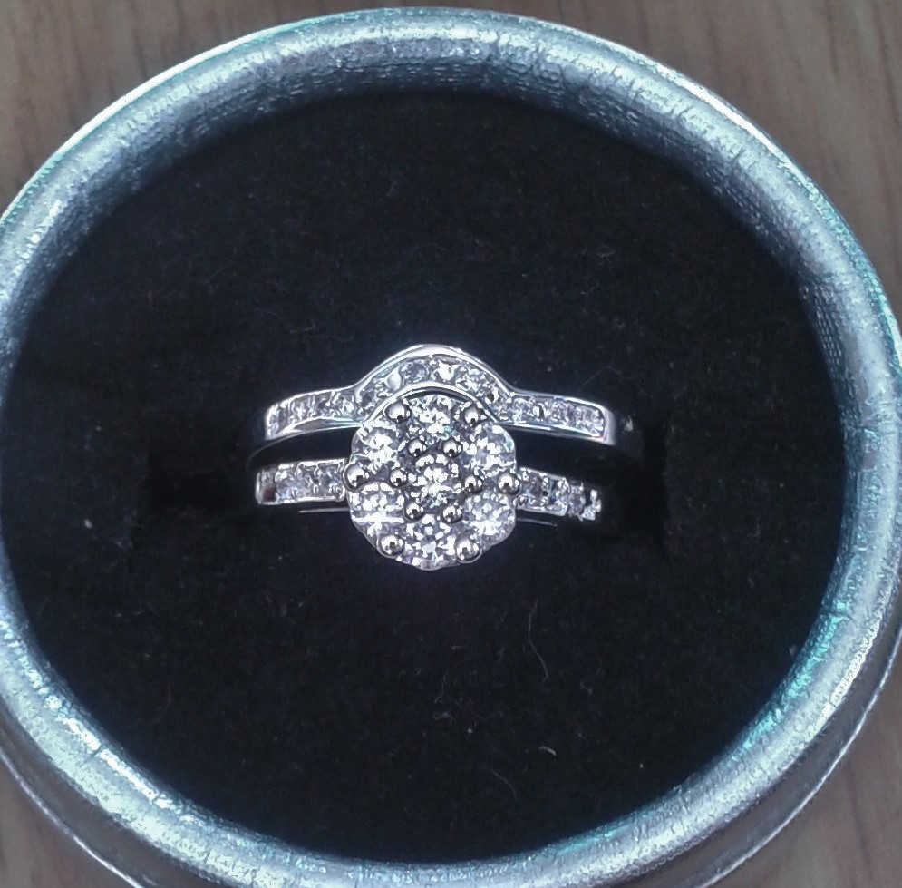 Bague double neuve plaqué argent grandeur 9 20$