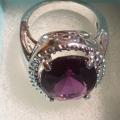 Bague neuve plaqué argent grandeur 8 10$ 2