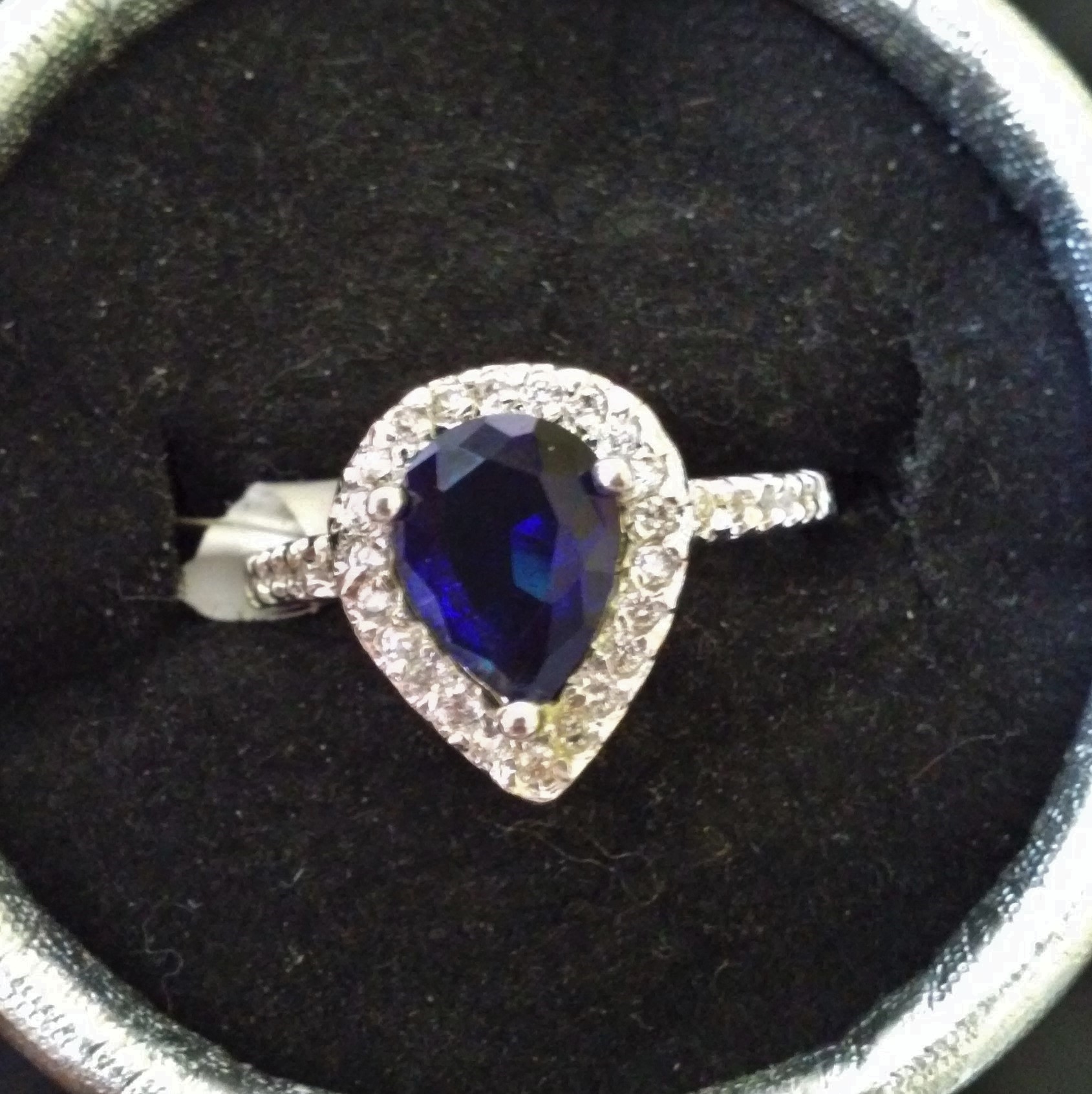 Bague neuve plaqué argent grandeur 9 15$