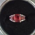 Bague neuve plaqué argent grandeur 8 10$