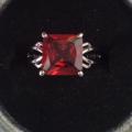 Bague neuve plaqué argent grandeur 8 10$