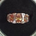 Bague neuve plaqué argent grandeur 8 10$